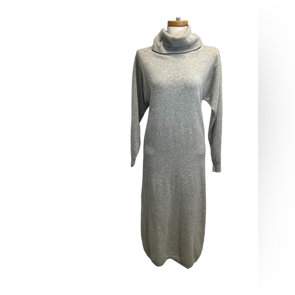 William Kasper California Dresses & Skirts - William Kasper California 100% Cashmere Turtle Neck Gray Dress